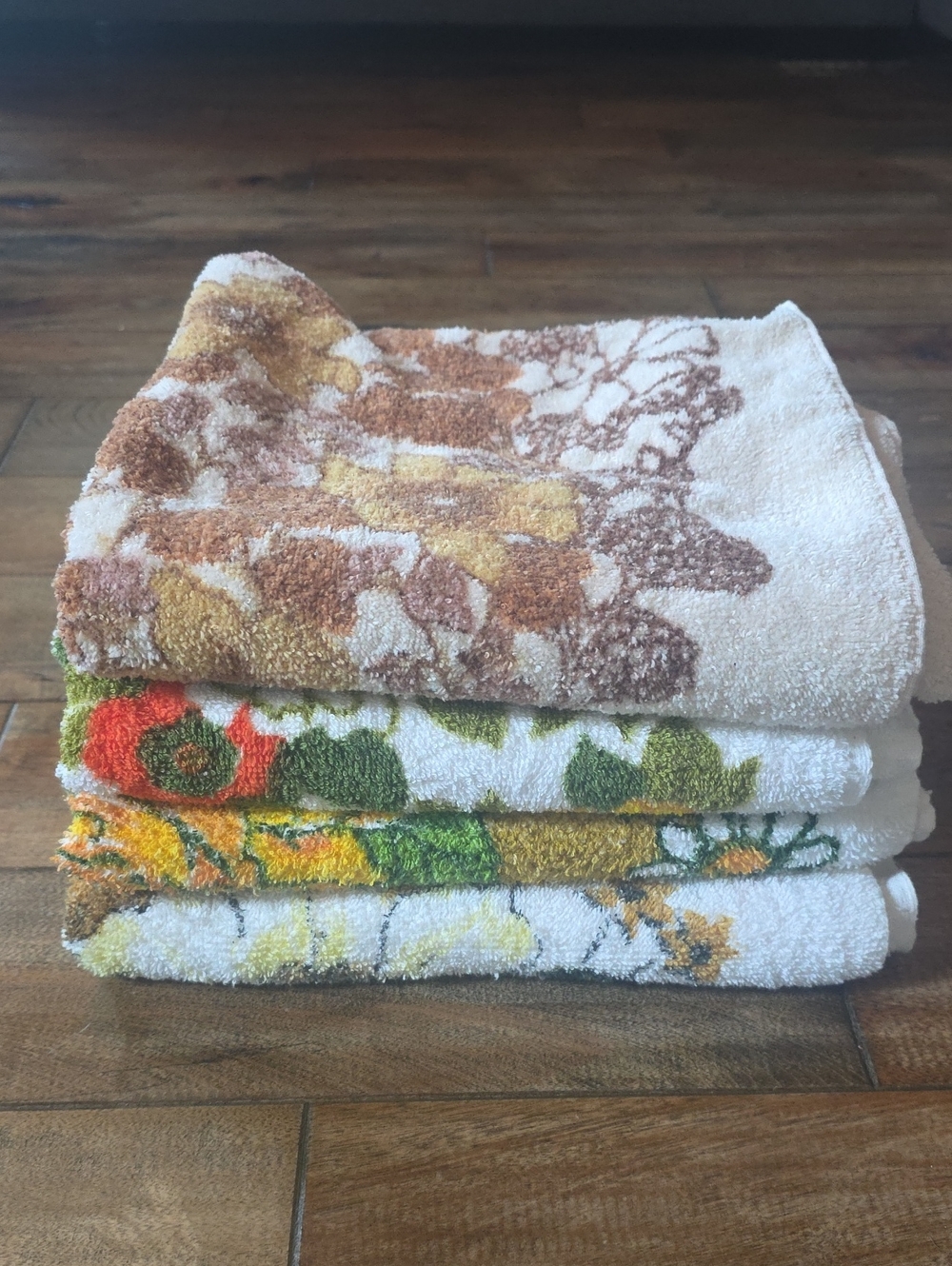 Cannon Dundee Set of 4 VTG Decorative Bath Towels Floral Fringe 70's